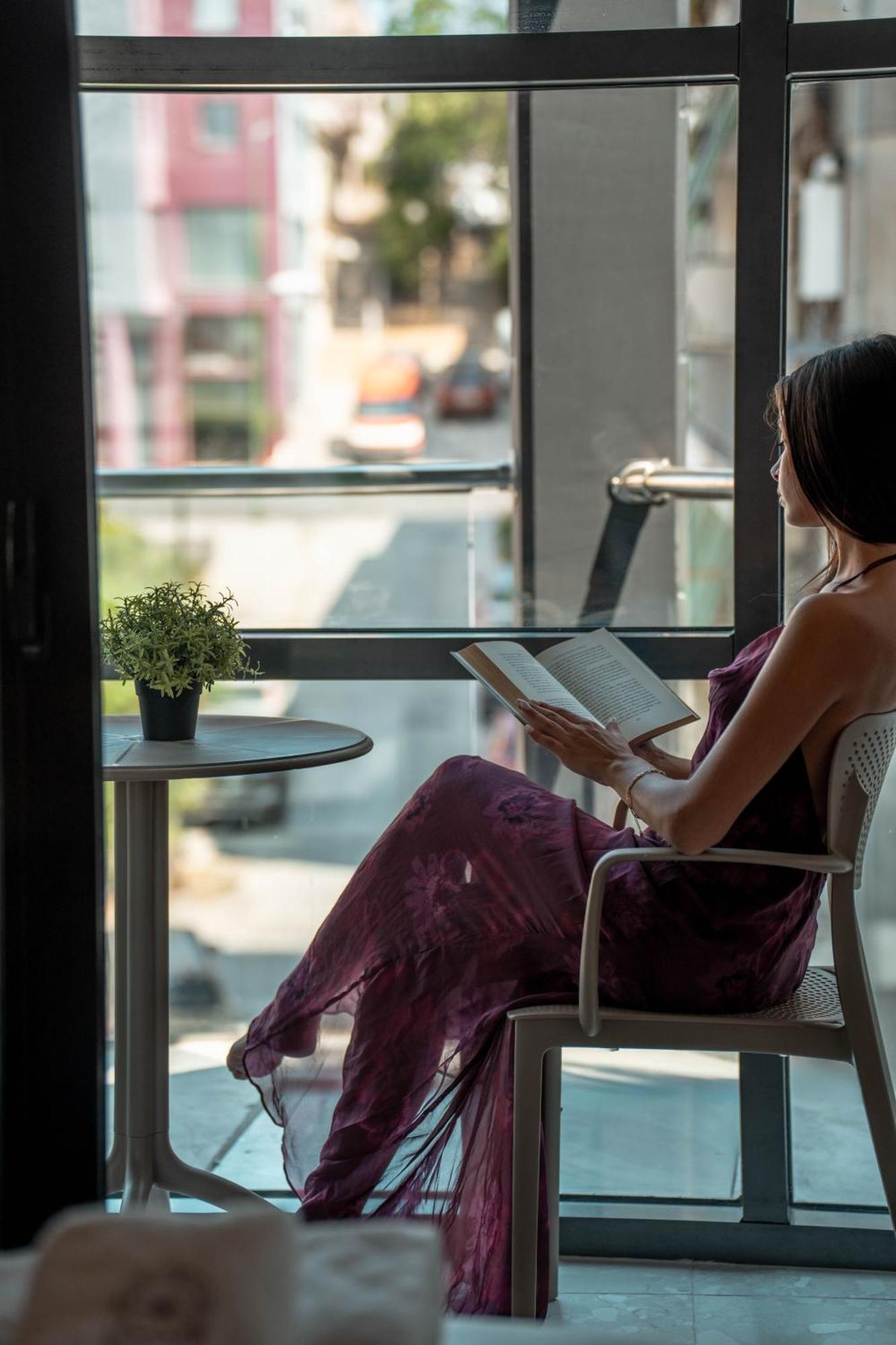 Athesense Suites Athens Ngoại thất bức ảnh