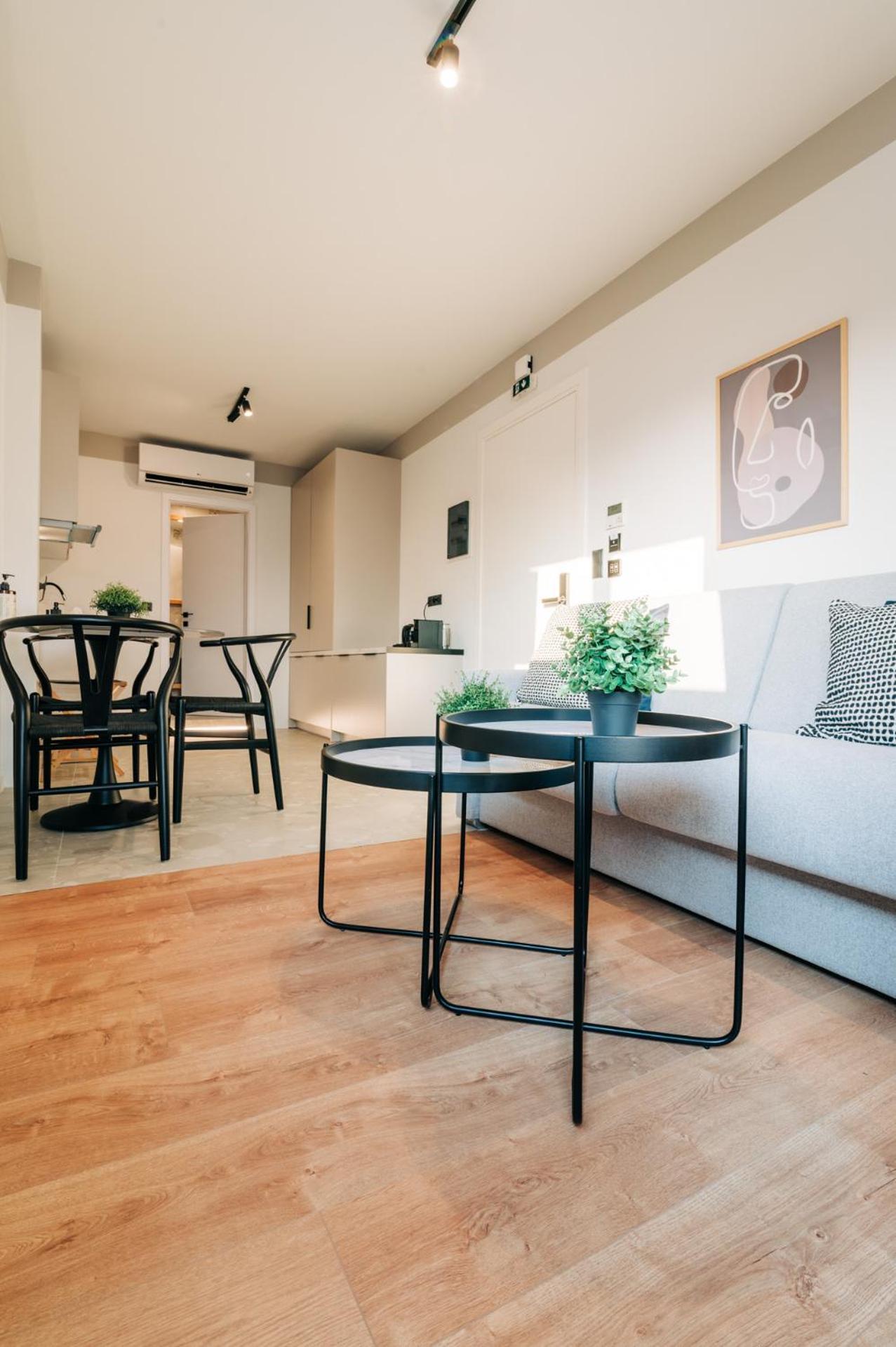 Athesense Suites Athens Ngoại thất bức ảnh